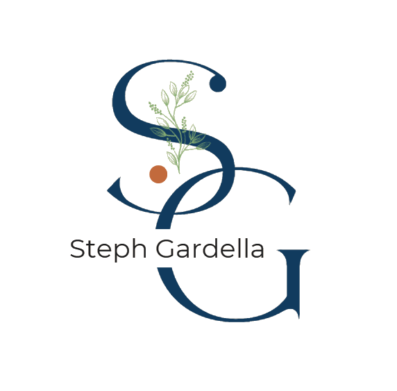 Steph Gardella logo - intertwined S and G with botanical elements